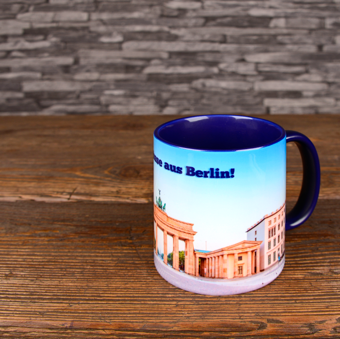 mug photo bleu foncé