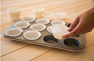 disposer les moules a cupcakes